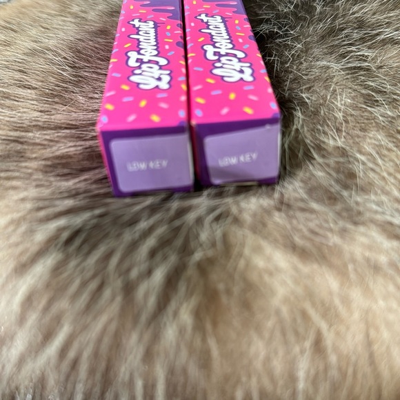 Lot of 2 Half Cake‎ Lip Fondant Shade Low Key New in Box - Picture 3 of 7